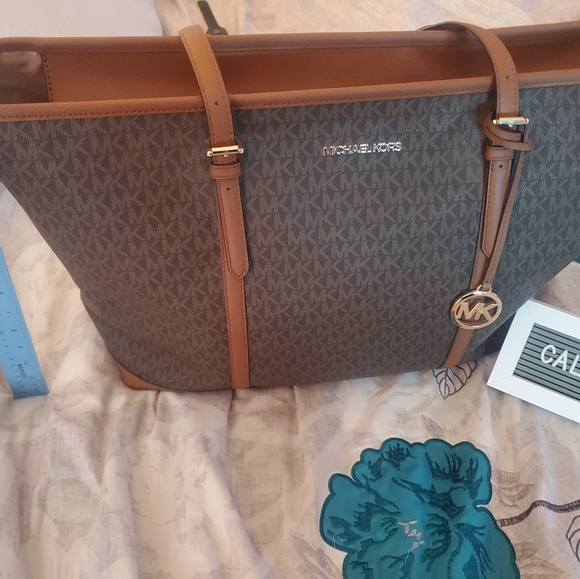 XL MK Jet Set Travel Tote - Picture 1 of 8